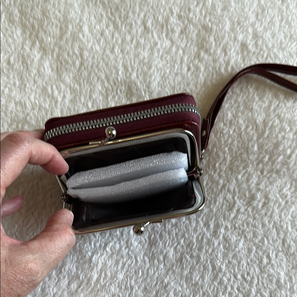 Retro Kiss Lock Credit Card Coin Purse Detachable Wristlet Brown Red Color NWOT - Picture 3 of 7